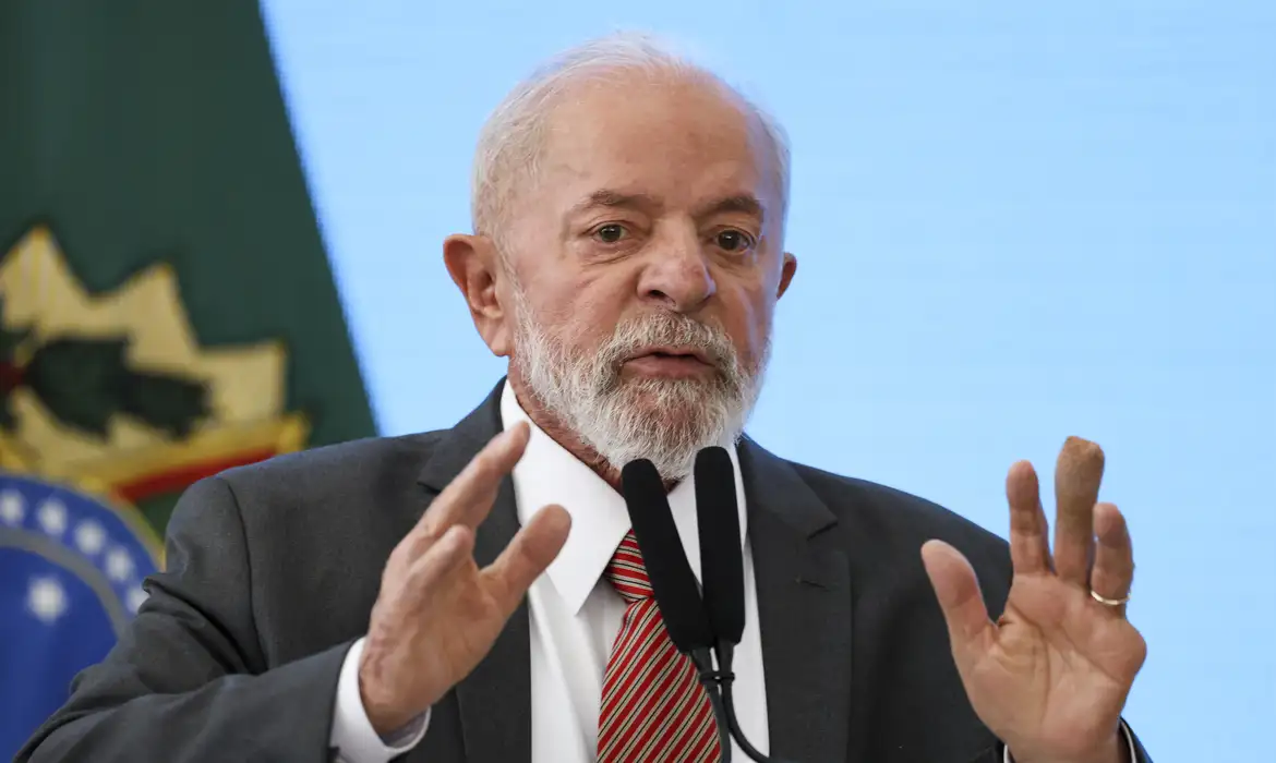 Ministros se manifestam sobre operação emergencial de Lula