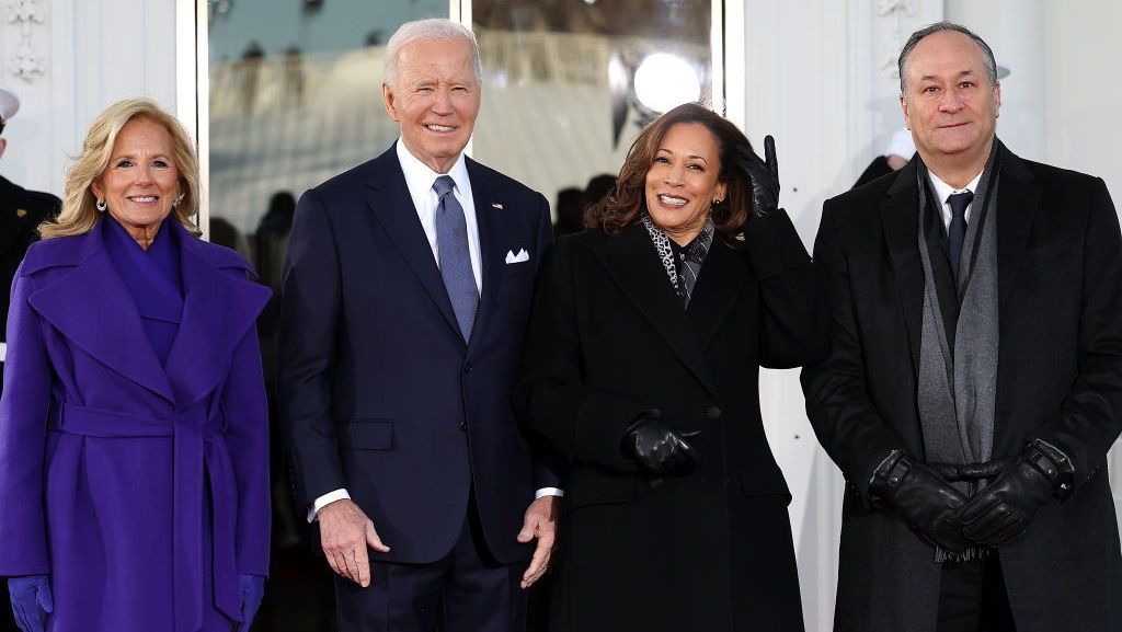 Biden acolhe Kamala na Casa Branca pela despedida presidencial final